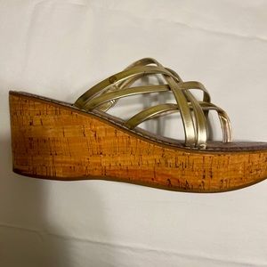 Sam Edelman Gold strappy leather & cork wedge - size 8